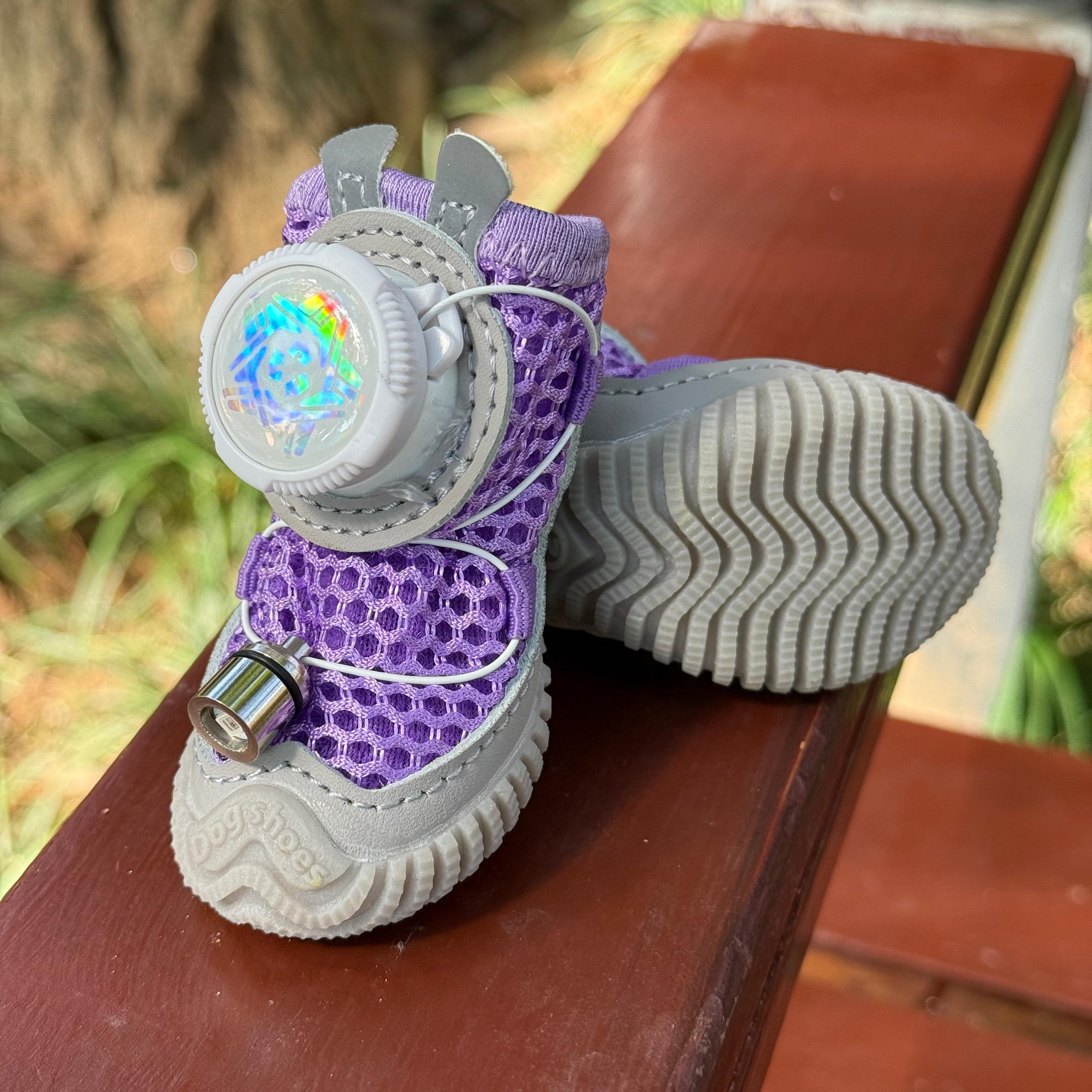 NightPaw LED Boots (4-Pack)